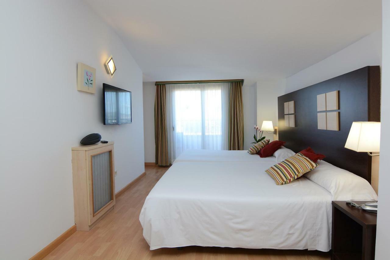 Don Angel - Adults Recommended Hotel Santa Susanna Ngoại thất bức ảnh